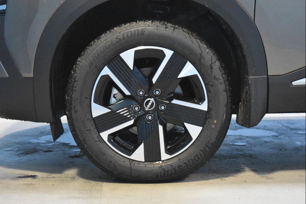 new 2026 Nissan Kicks car, priced at $28,043