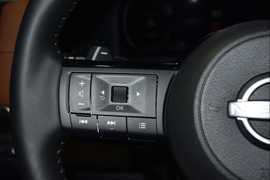 new 2025 Nissan Pathfinder car, priced at $45,819