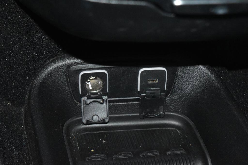 used 2020 Chrysler Pacifica car, priced at $15,990