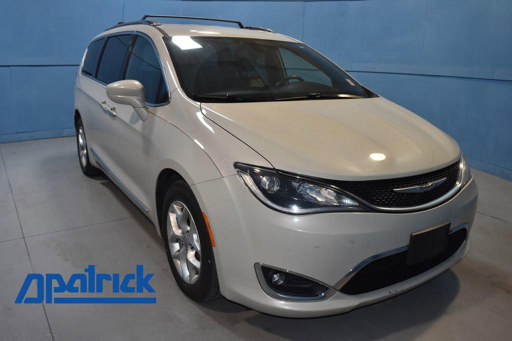 used 2020 Chrysler Pacifica car, priced at $15,990