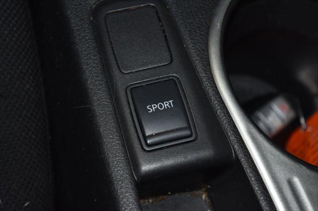 used 2015 Nissan Rogue Select car, priced at $10,490