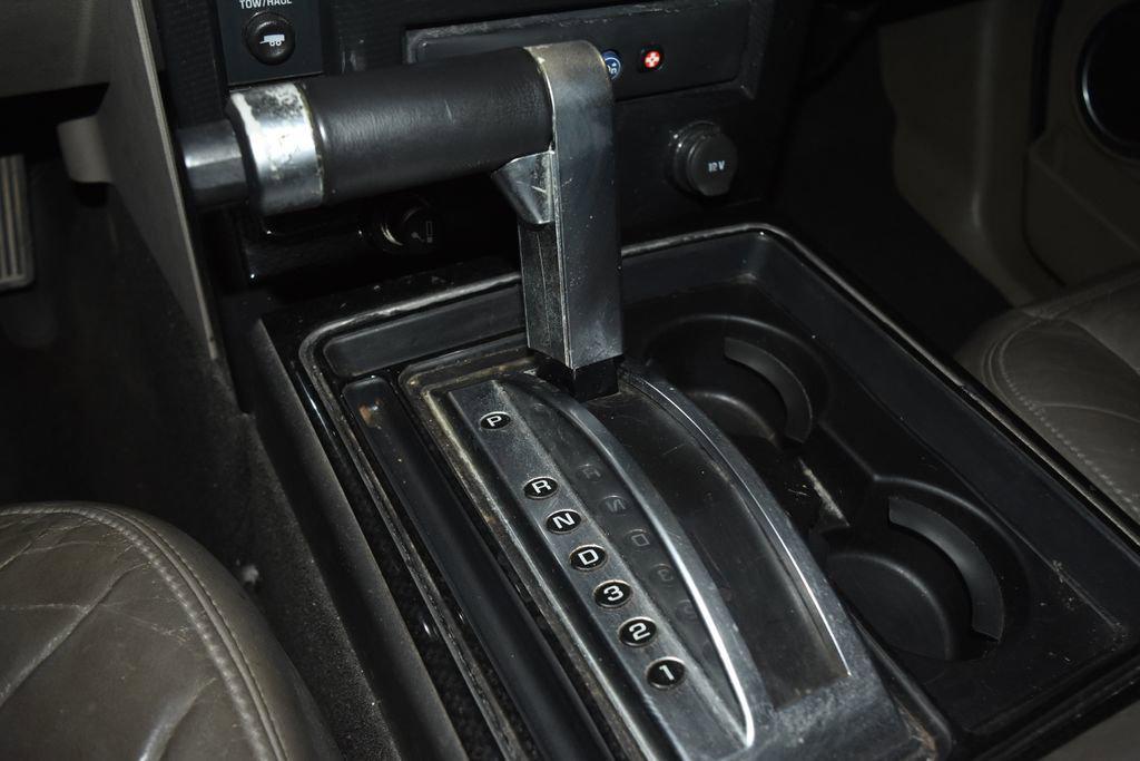 used 2003 Hummer H2 car, priced at $13,990