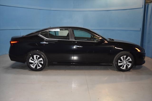 new 2025 Nissan Altima car, priced at $26,367