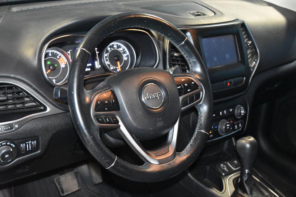 used 2019 Jeep Cherokee car, priced at $13,290