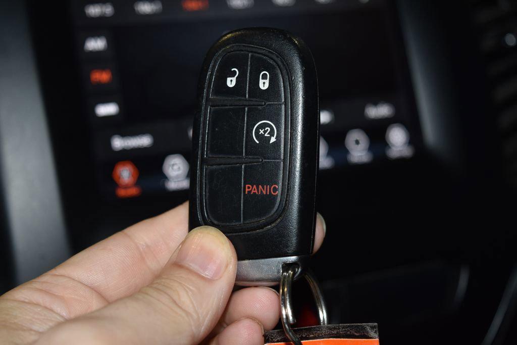 used 2019 Jeep Cherokee car, priced at $13,290