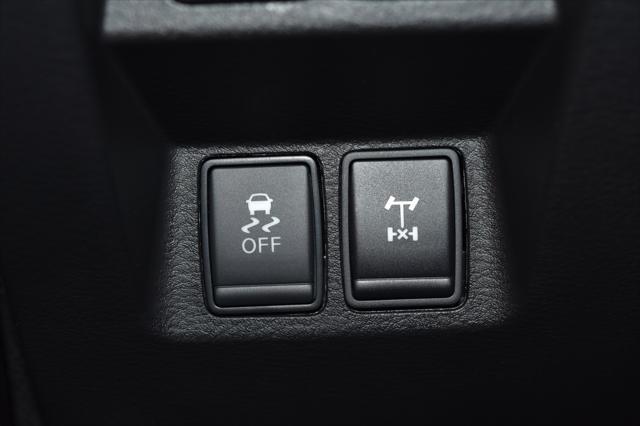 new 2025 Nissan Frontier car, priced at $40,863