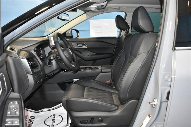 new 2025 Nissan Rogue car, priced at $44,479