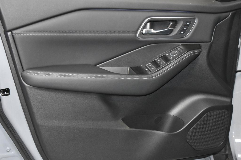new 2025 Nissan Rogue car, priced at $43,479