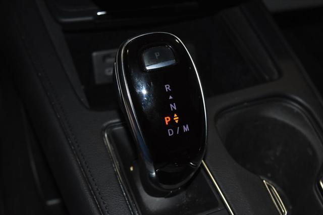 used 2022 Cadillac XT4 car, priced at $28,990