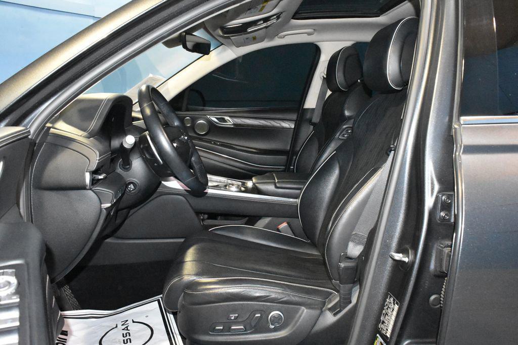 used 2021 Genesis GV80 car, priced at $29,627