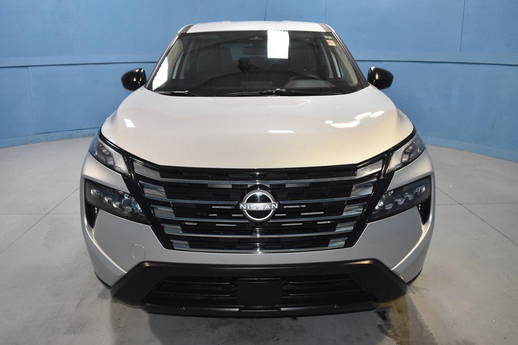 used 2025 Nissan Rogue car, priced at $26,990
