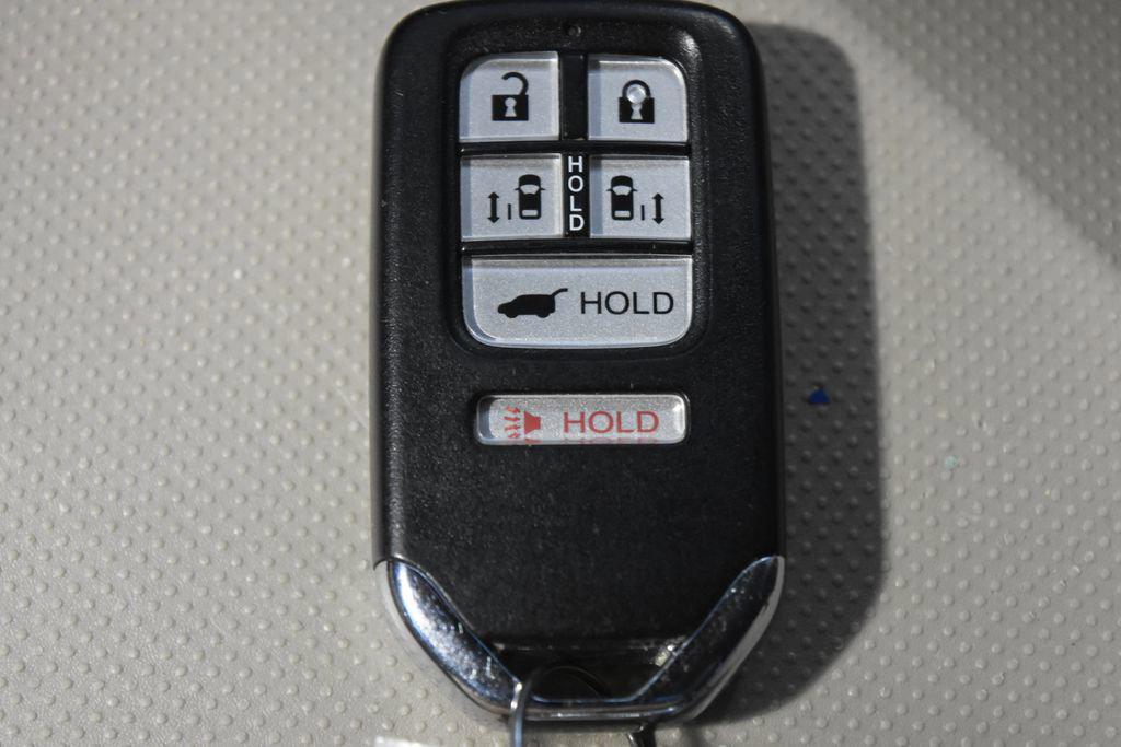 used 2014 Honda Odyssey car, priced at $9,990