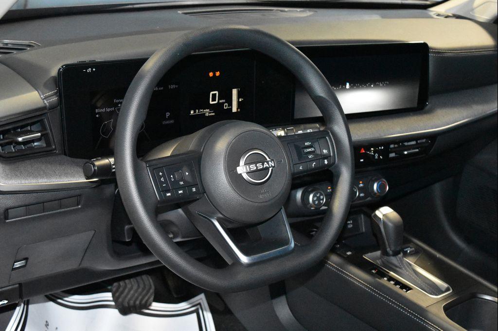 new 2025 Nissan Kicks car, priced at $25,592