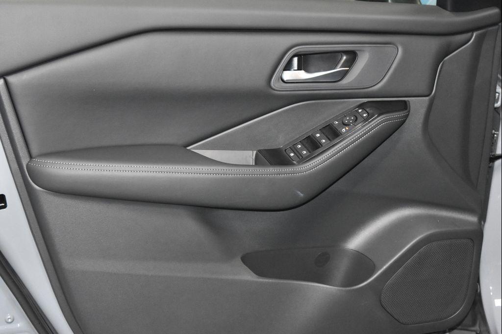 new 2026 Nissan Rogue car, priced at $31,066