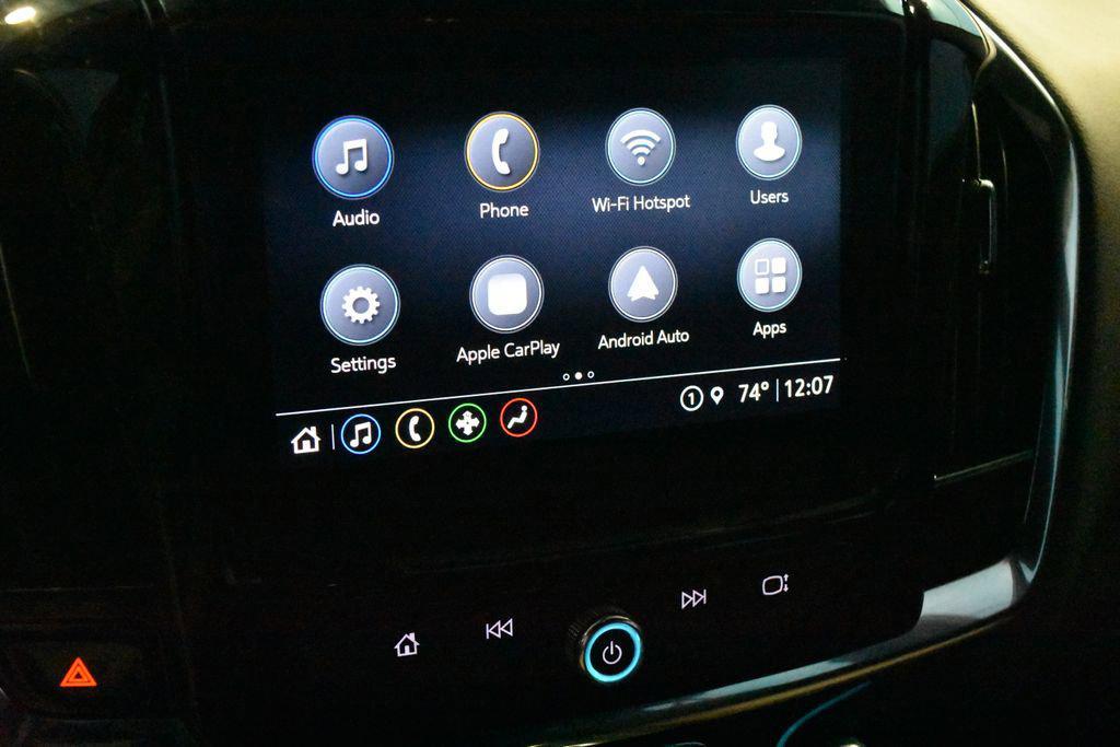 used 2023 Chevrolet Traverse car, priced at $34,990