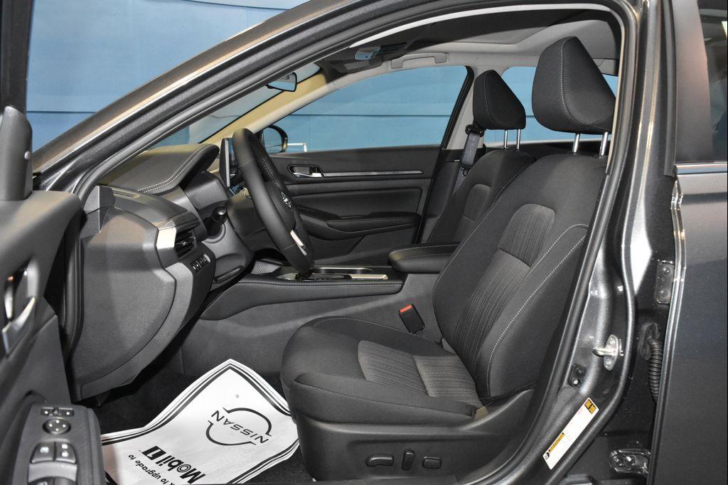 new 2025 Nissan Altima car, priced at $30,435