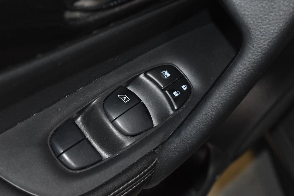 used 2019 Nissan Rogue Hybrid car, priced at $19,990