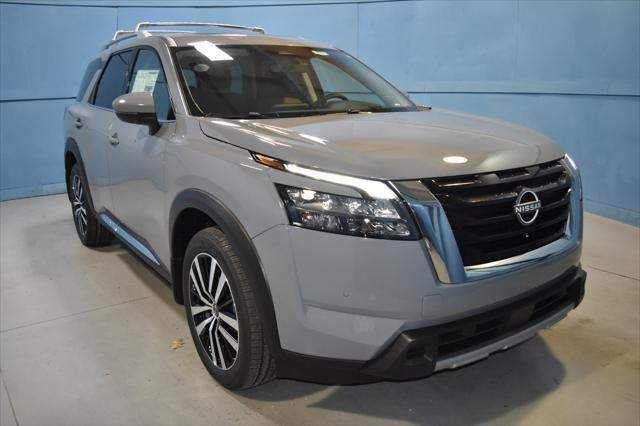 new 2025 Nissan Pathfinder car, priced at $52,096