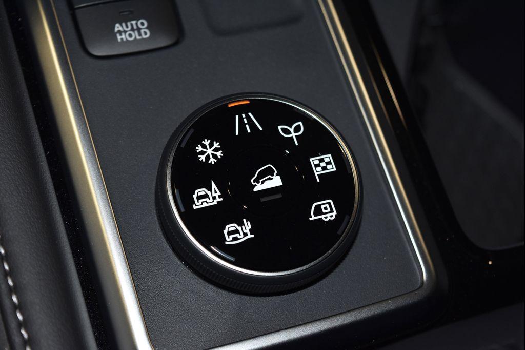 new 2025 Nissan Pathfinder car, priced at $39,513