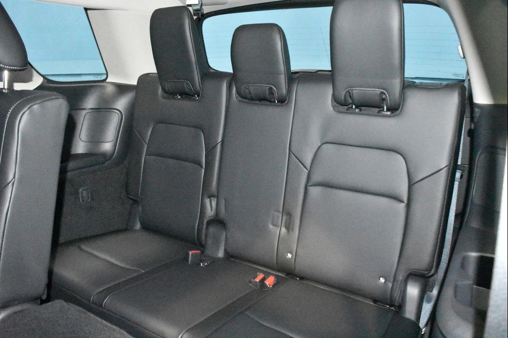 new 2025 Nissan Pathfinder car, priced at $39,513