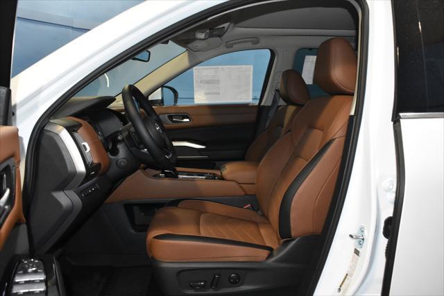 new 2025 Nissan Pathfinder car, priced at $50,271
