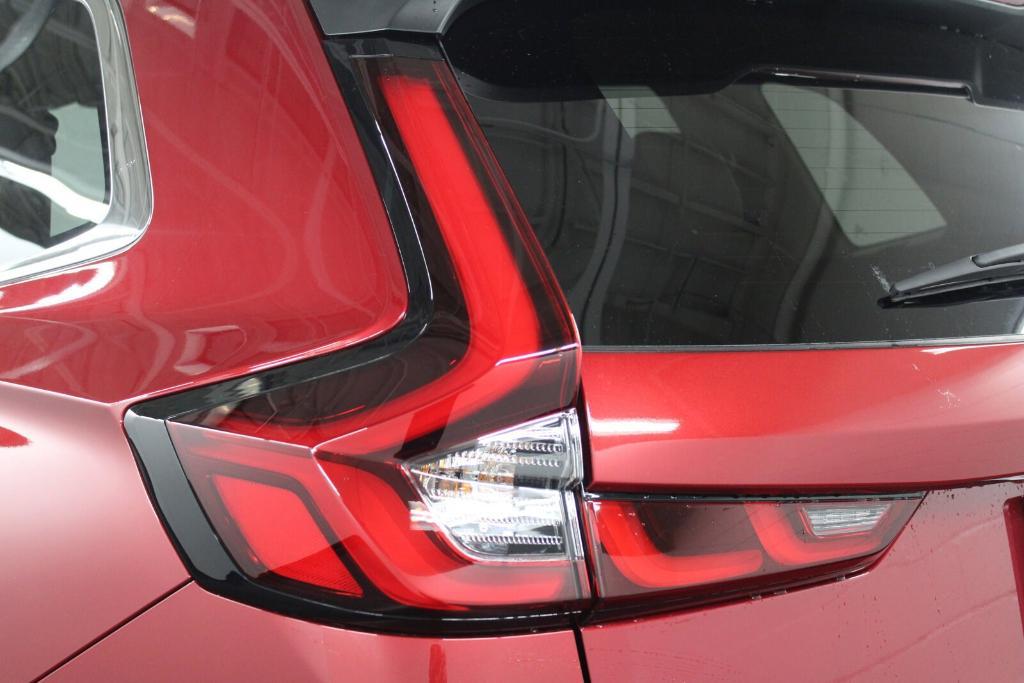 new 2025 Honda CR-V car, priced at $30,807