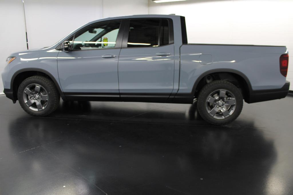 new 2025 Honda Ridgeline car, priced at $44,657