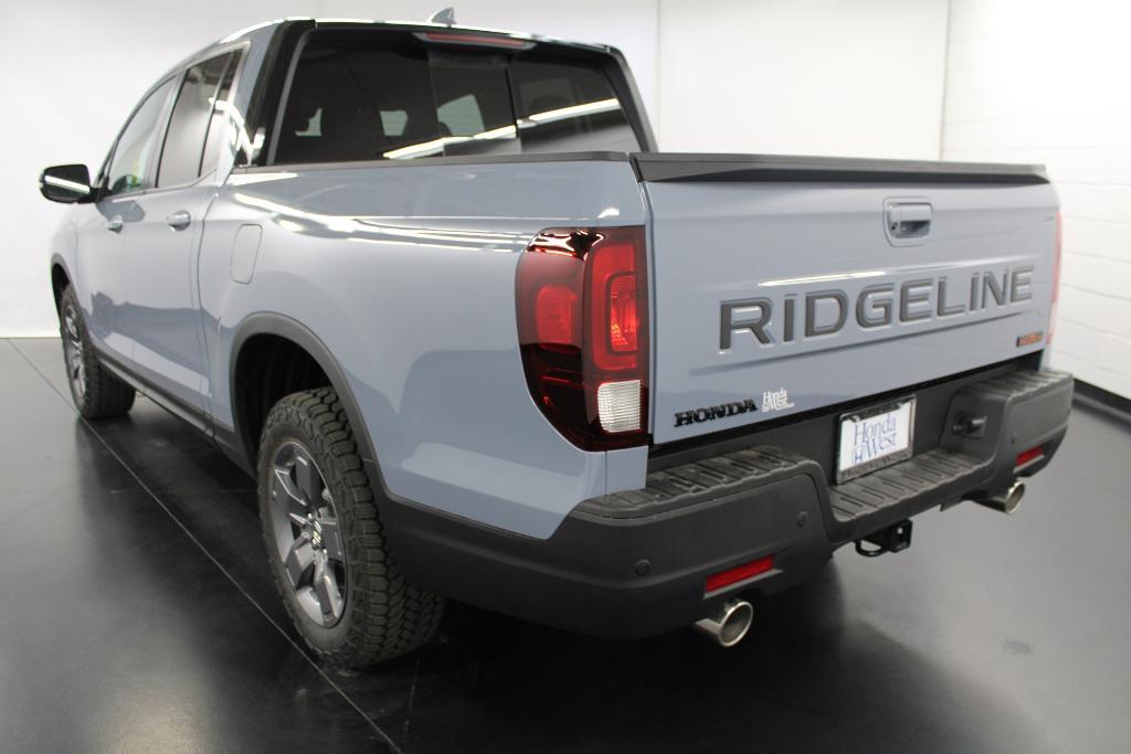 new 2025 Honda Ridgeline car, priced at $44,657
