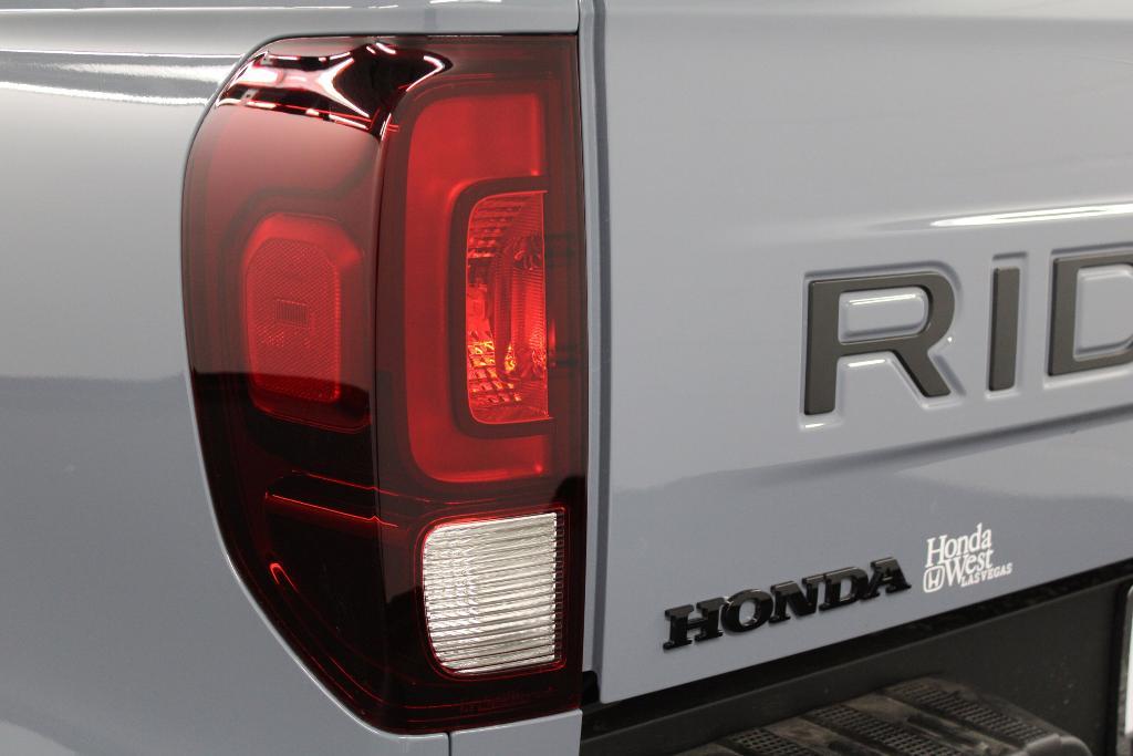new 2025 Honda Ridgeline car, priced at $44,657
