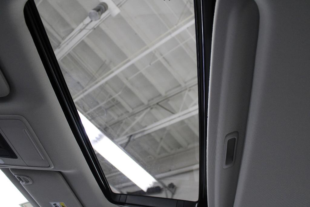 new 2025 Honda Accord Hybrid car, priced at $37,803