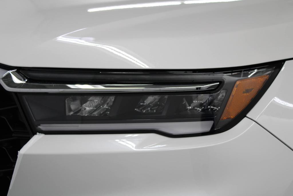 new 2025 Honda Pilot car, priced at $49,350