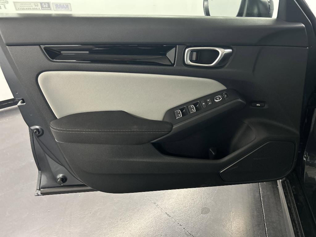 new 2026 Honda Civic Hybrid car, priced at $30,445