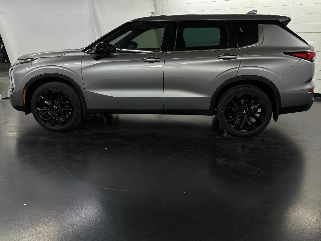 used 2023 Mitsubishi Outlander car, priced at $23,899