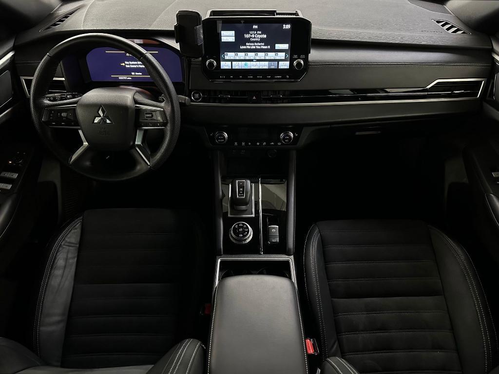 used 2023 Mitsubishi Outlander car, priced at $23,899