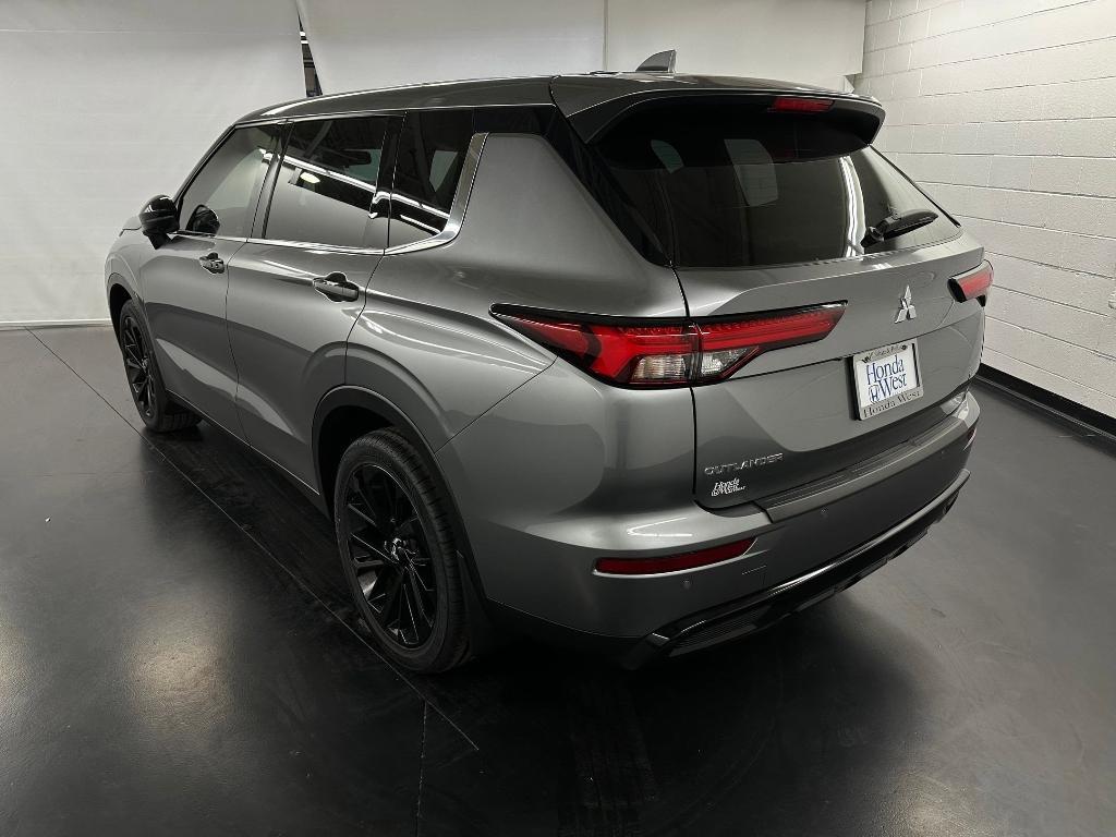 used 2023 Mitsubishi Outlander car, priced at $23,899