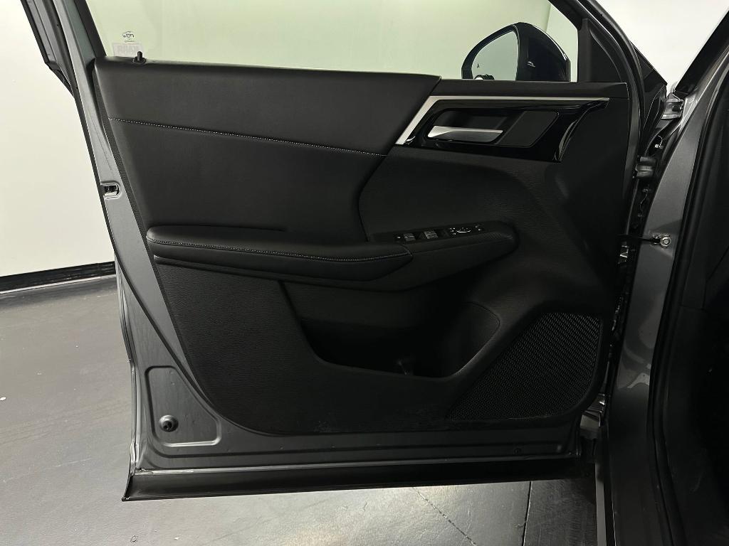 used 2023 Mitsubishi Outlander car, priced at $23,899