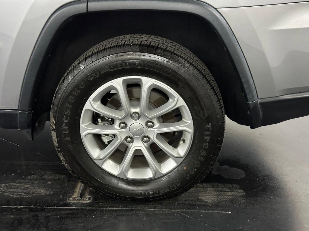 used 2021 Jeep Grand Cherokee car, priced at $23,498