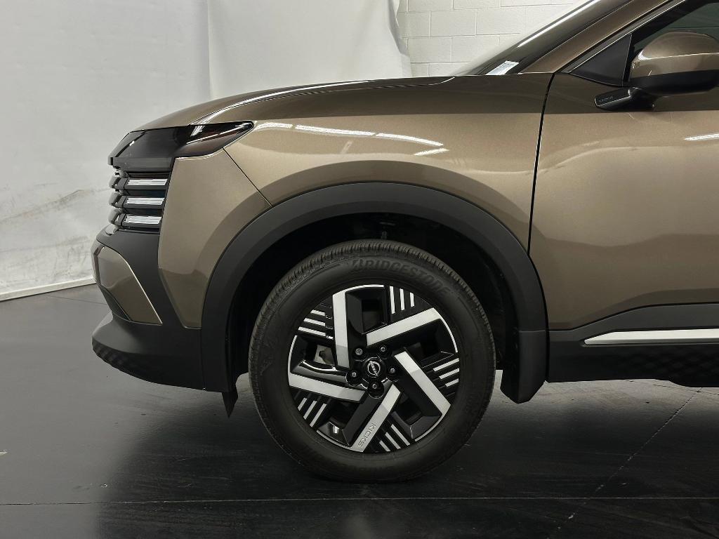used 2025 Nissan Kicks car, priced at $22,498