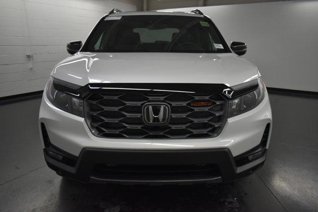 new 2025 Honda Passport car, priced at $44,243