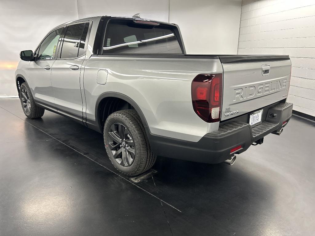 new 2025 Honda Ridgeline car, priced at $39,905