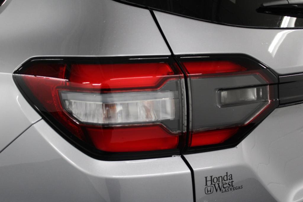 new 2025 Honda Pilot car, priced at $40,643