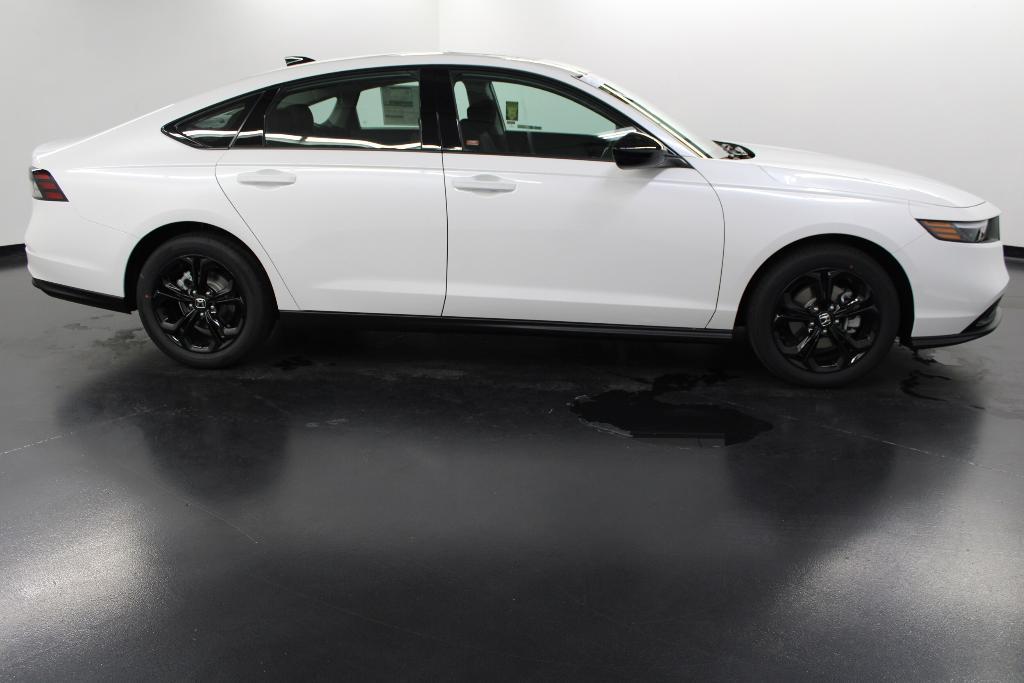 new 2025 Honda Accord car, priced at $30,851