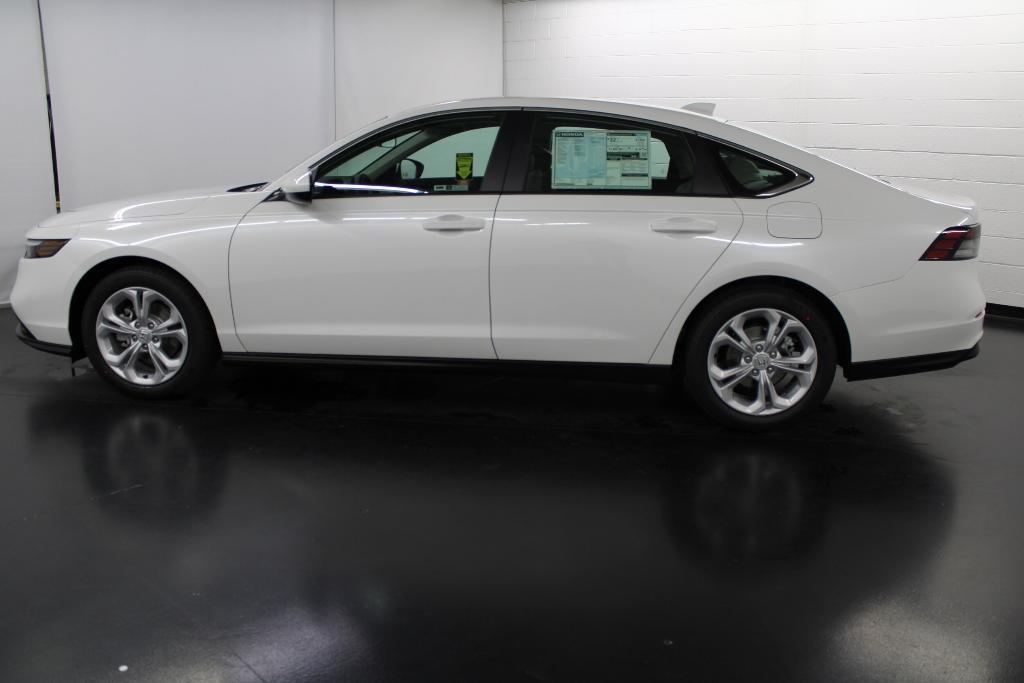 new 2025 Honda Accord car, priced at $28,824