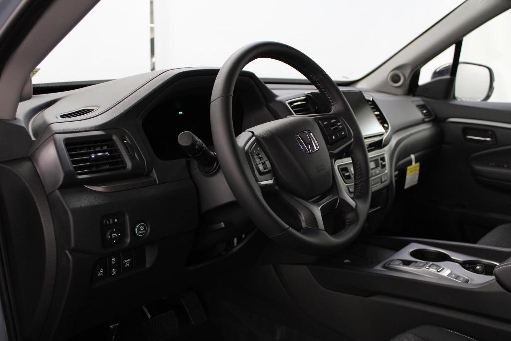 new 2024 Honda Ridgeline car, priced at $40,116