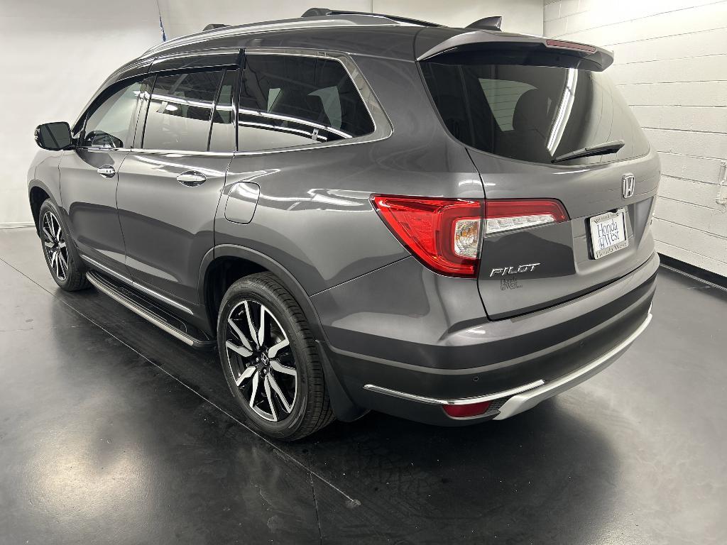 used 2022 Honda Pilot car, priced at $33,998