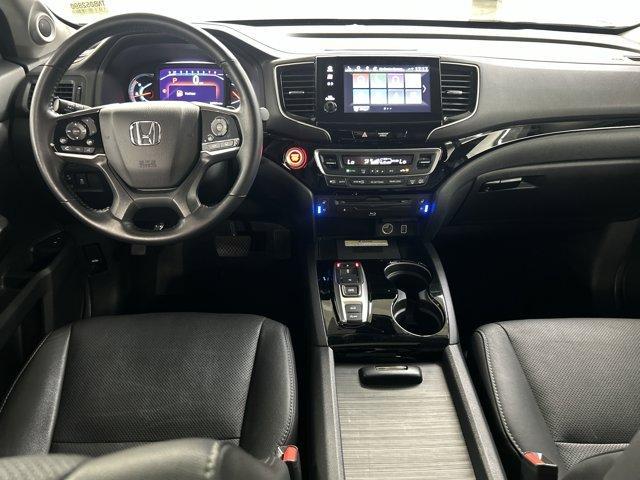 used 2022 Honda Pilot car, priced at $34,499