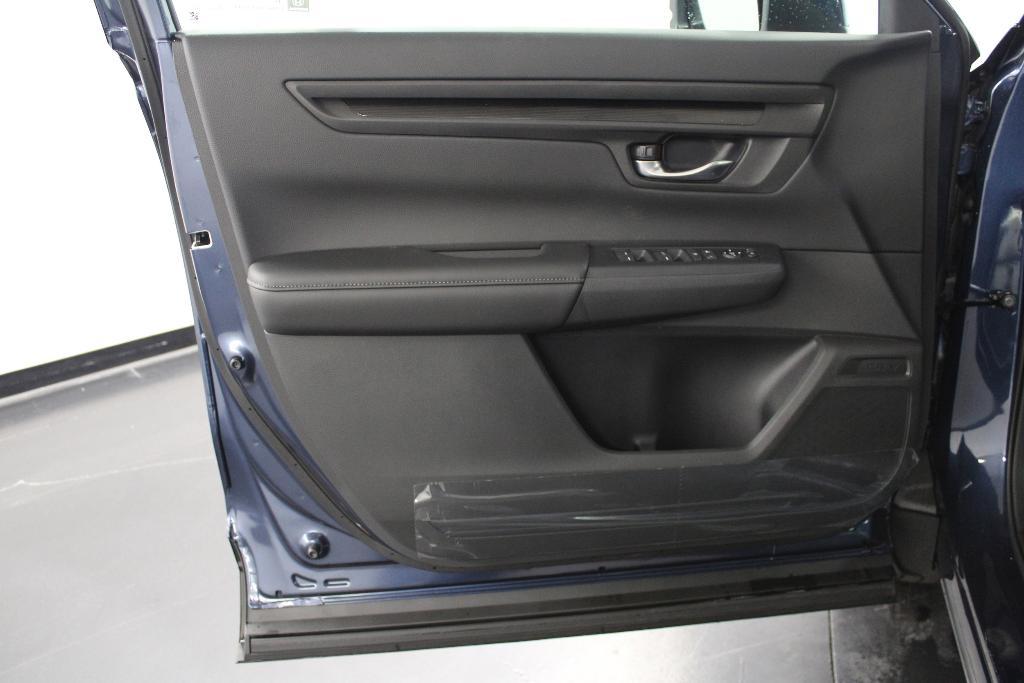 new 2025 Honda CR-V car, priced at $31,820