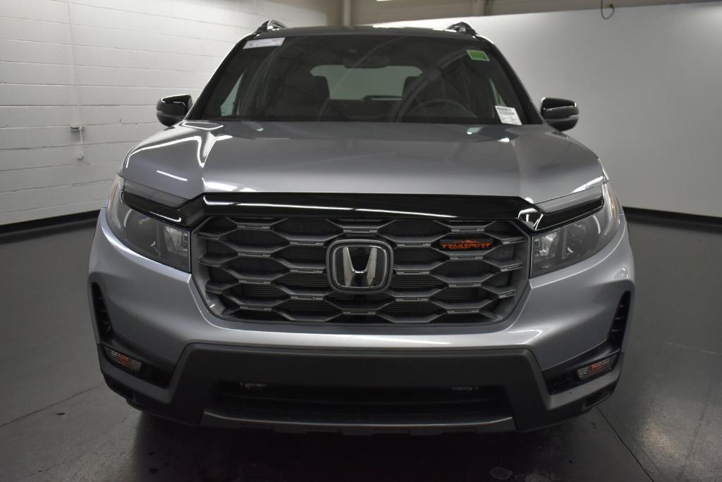 new 2024 Honda Passport car, priced at $43,302