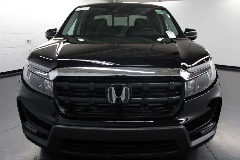 new 2025 Honda Ridgeline car, priced at $42,372