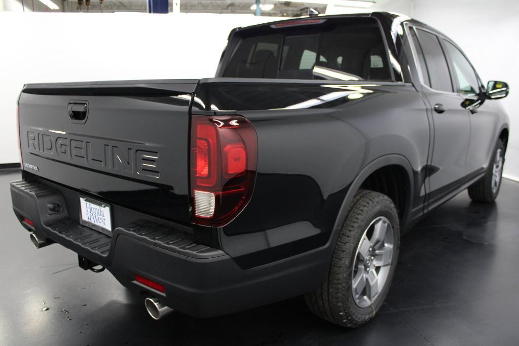 new 2025 Honda Ridgeline car, priced at $42,372